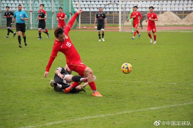 裸体女性无遮拦